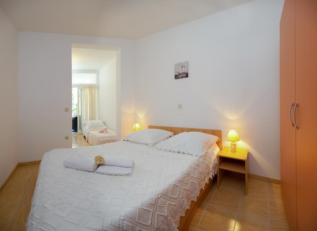 House Marta Daire Baška Voda Oda fotoğraf